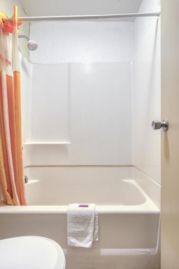 Oyo Hotel Tucson Downtown Ngoại thất bức ảnh